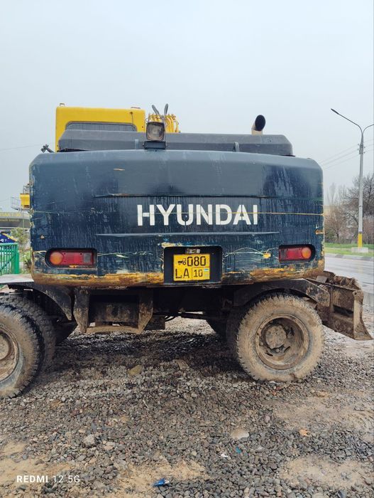 Ekskavator 1400 srochna sotlad