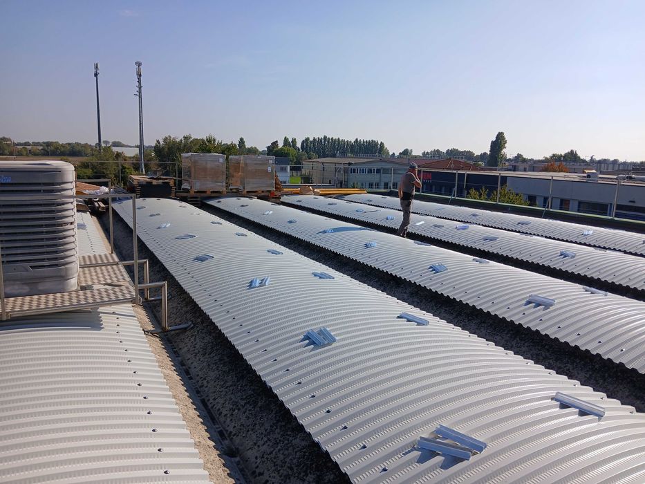 Echipa Executam montaj Panouri Fotovoltaice