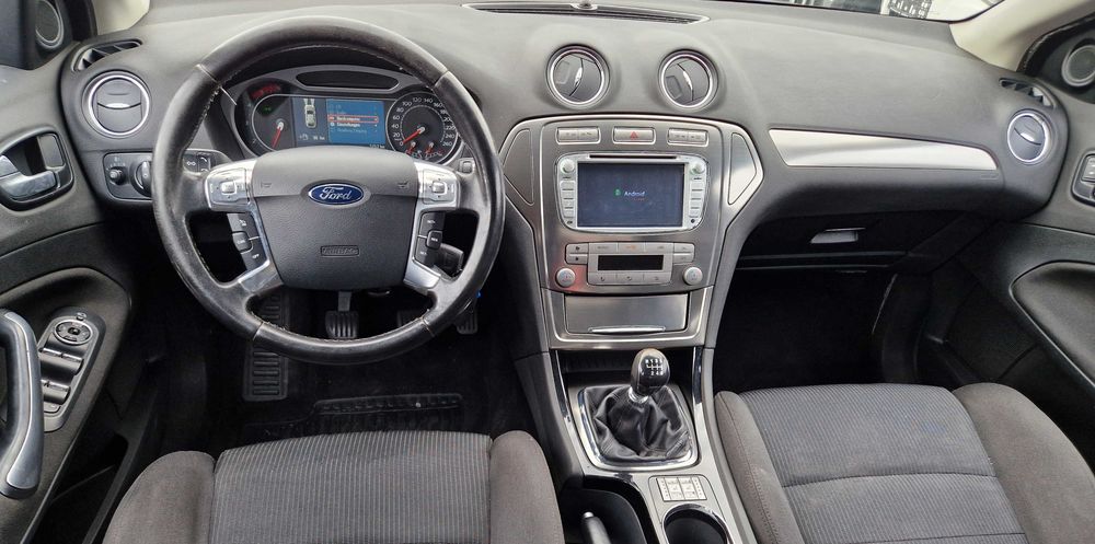 Ford Mondeo Titanium 2.0 Diesel, Sedan, Albastru, 140cp, Dotări full