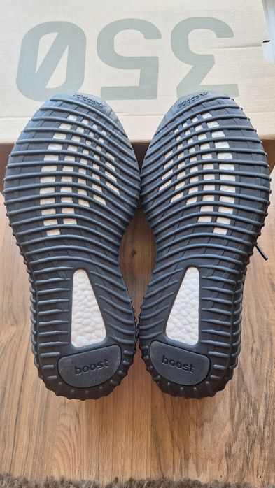Vand adidasi Adidas Yeezy 350 Onyx