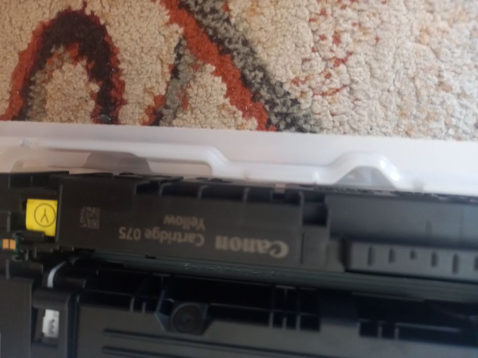 Тонер касета за мултифункционално устройство Canon i-sensys  CRG 075 Y