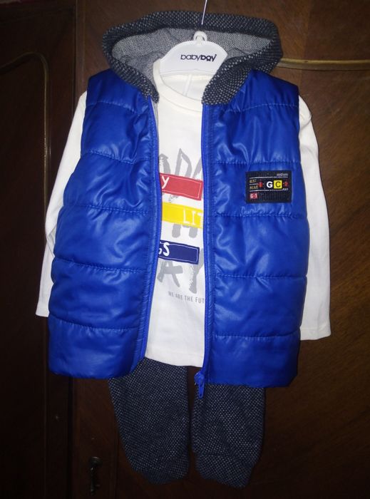 Продаю костюм для мальчика