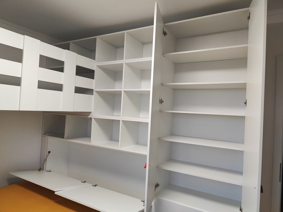 Vand mobila facuta la comanda dormitor copii