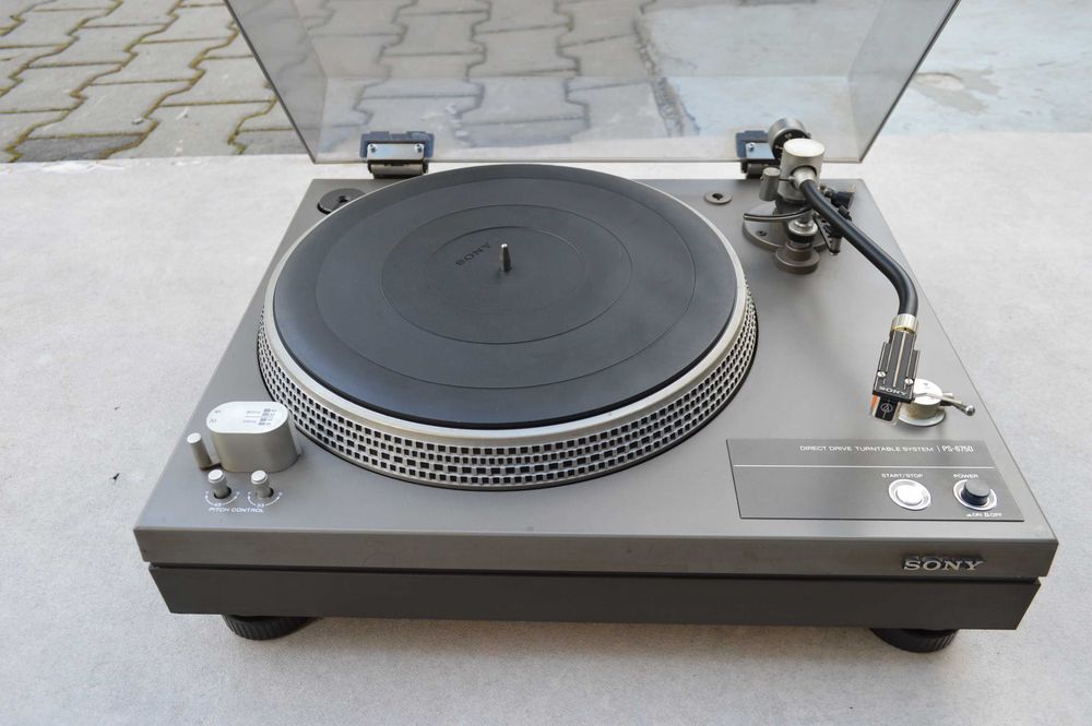 Pick up Sony PS 6750