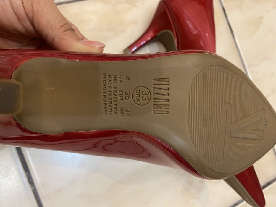 Женские бордовые туфли