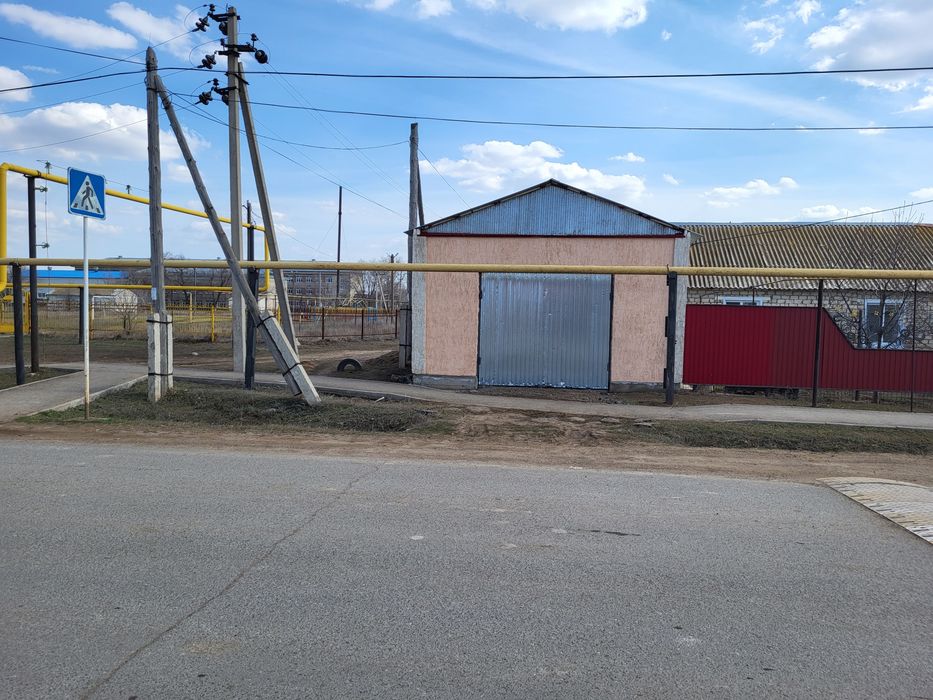 Частный дом в пригороде