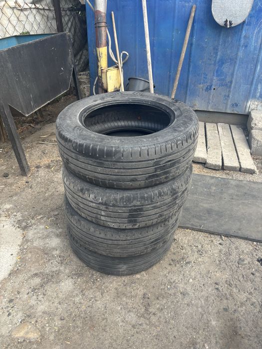 Продам шины . Самовывоз !