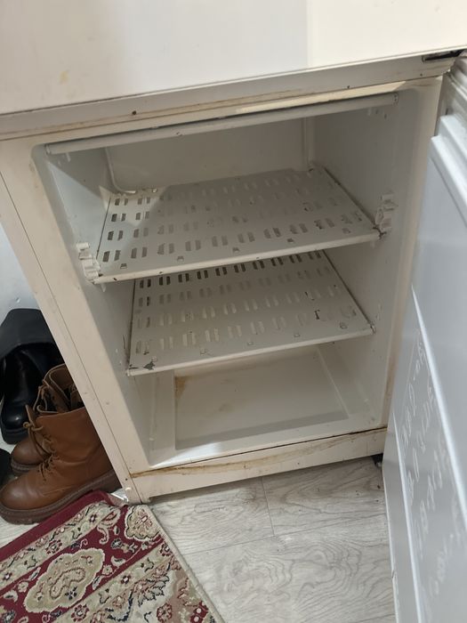 Продаю холодильник