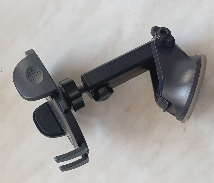 Продам держатель телефона.