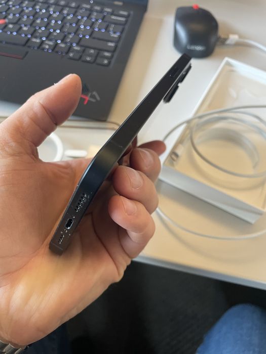 Vand urgent Iphone 14 plus impecabil