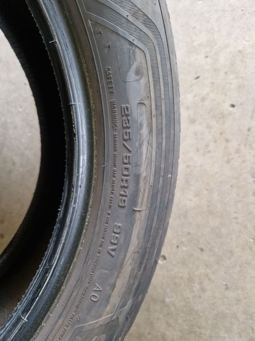 Anvelope 235 50 19