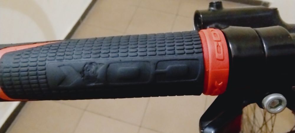 Седалка,степента и ръкохватки (дръжки) за велосипед