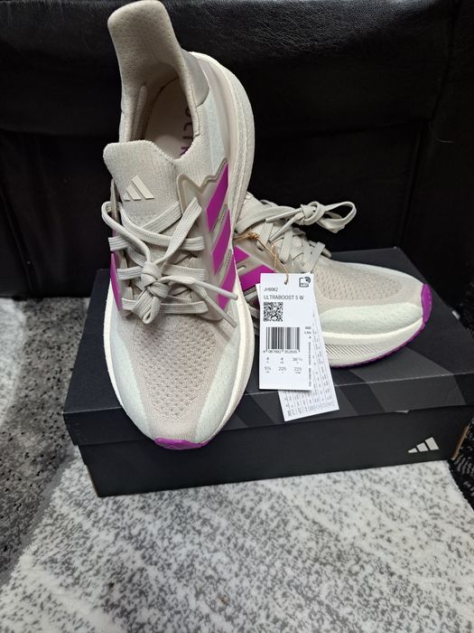 Adidasi ultraboost 5w