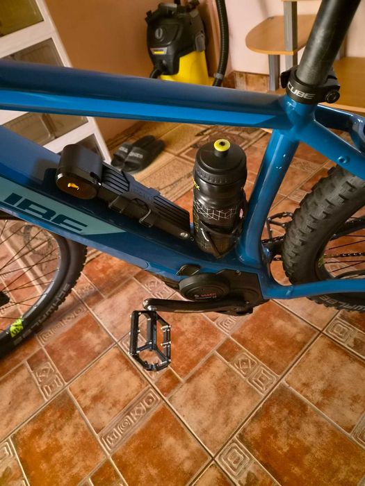 Bicicleta Electrica CUBE 27.5