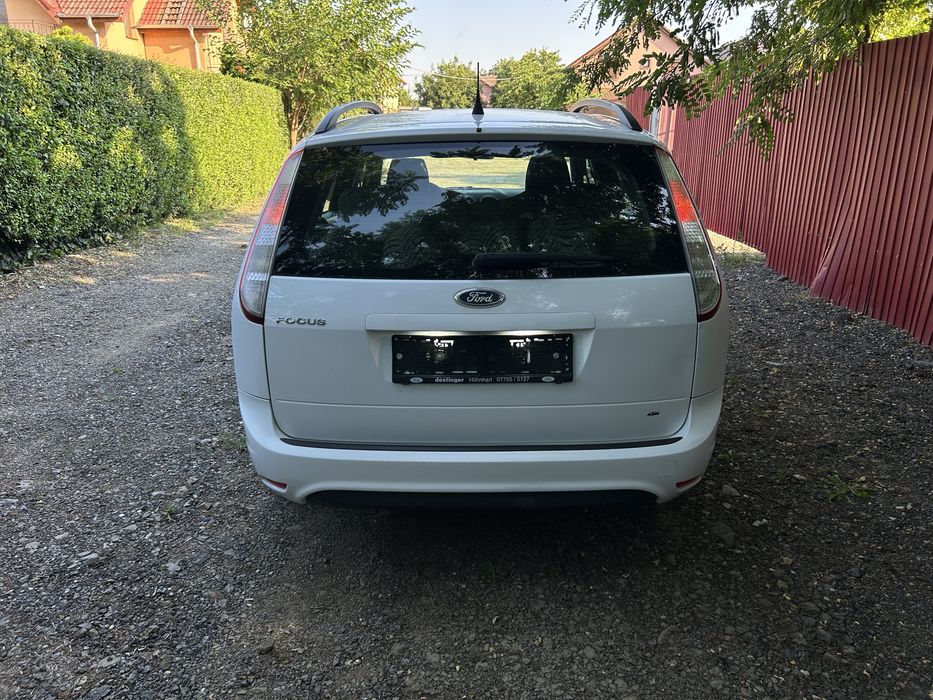 FORD Focus 2010 — imagine 2