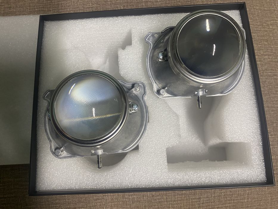 Линзы с ксеноном оригинал лексус rx300/harrier 2 поколение.