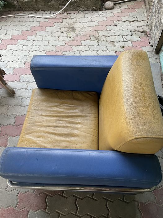 Офисное кресло мягкое