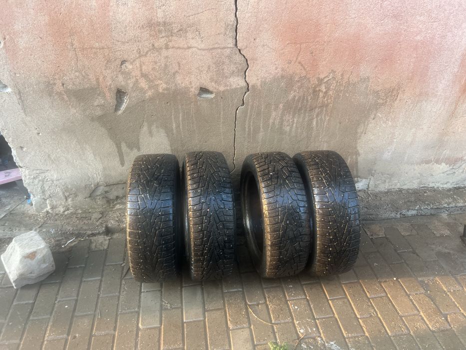 Продам зимние шины