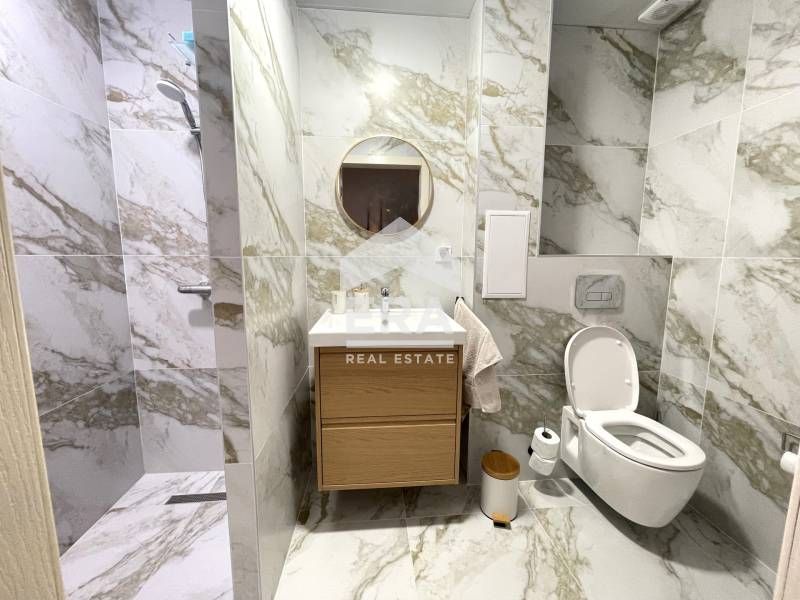 Дава се под наем Двустаен апартамент в Варна, Център - 60 кв.м за 750 € - Снимка #8