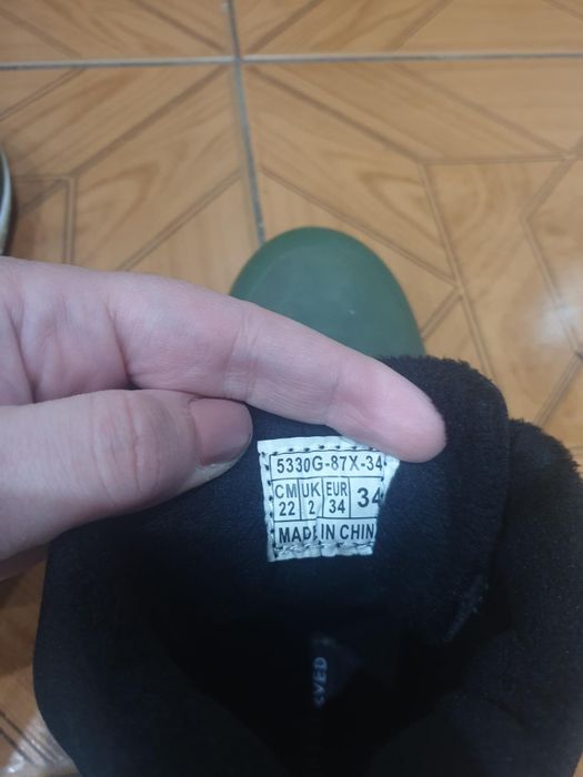 Adidas nr 34 impecabili