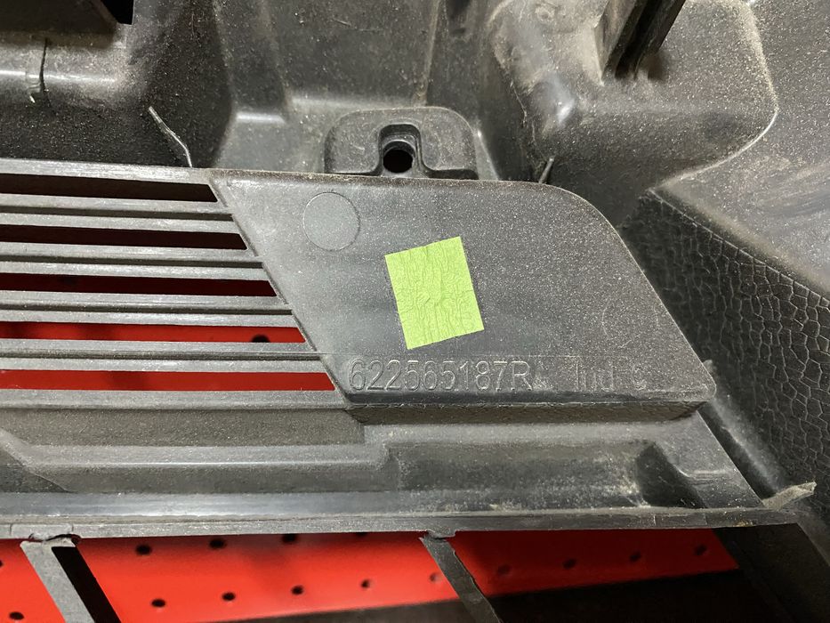 Grila radiator Renault Express