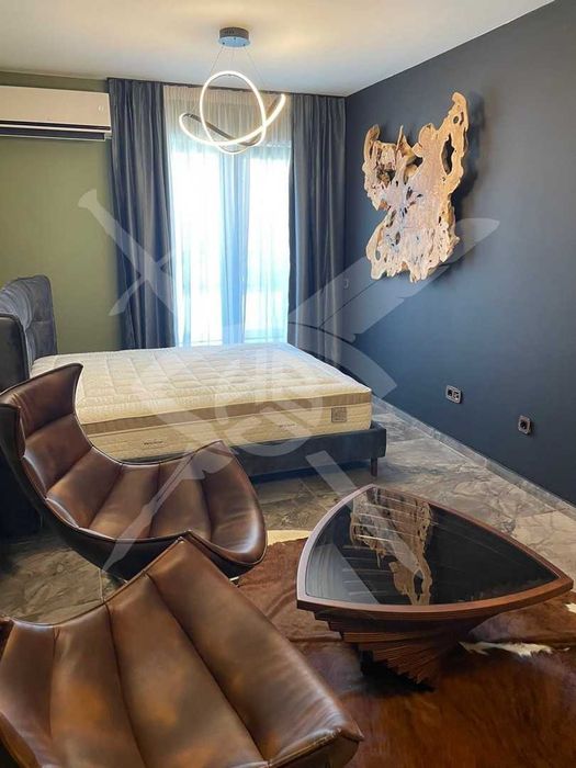 Продава се Едностаен апартамент в София, Център - 40 кв.м за 5250 €/кв.м - Снимка #2