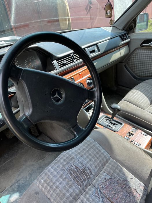 Продам мерседес 124