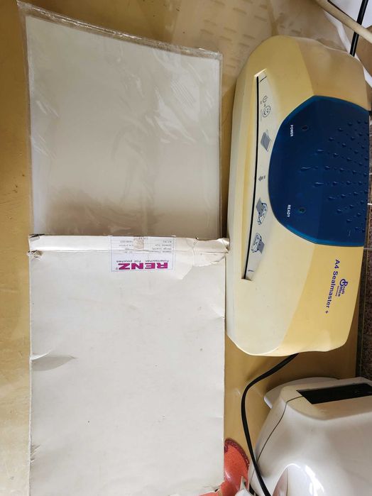 Laminator ProfiOffice A4 Sealmaster + 50 folii de laminare
