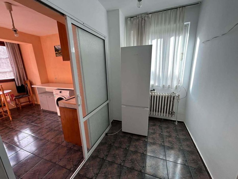 Дава се под наем Двустаен апартамент в Пловдив, Център - 60 кв.м за 350 € - Снимка #3