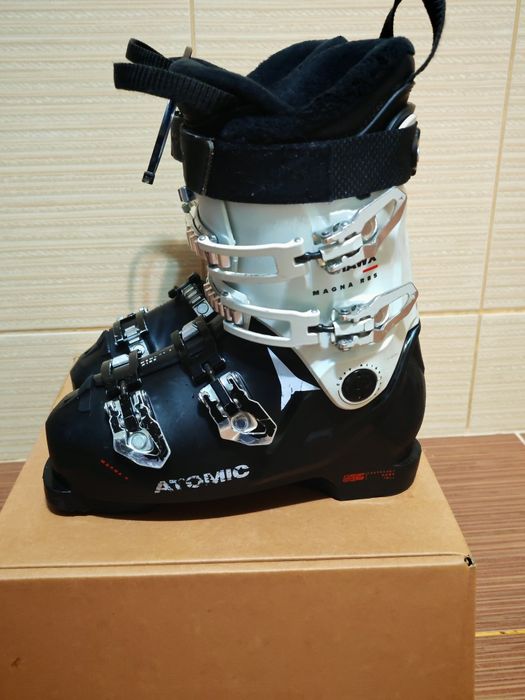 Clapari schiuri atomic hawx r85 -nr 40- mondo 26