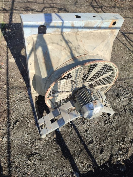 Продавам индустриален вентилатор Ø900мм 5.5kW 380V – Немски EHD PG900