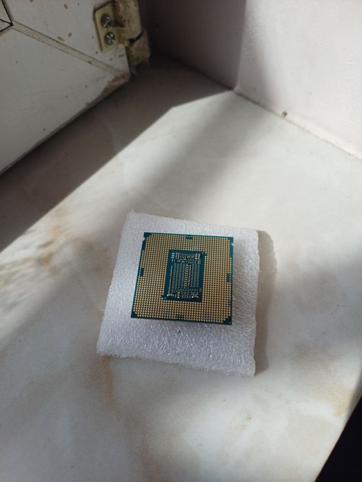 Процесор i59400f