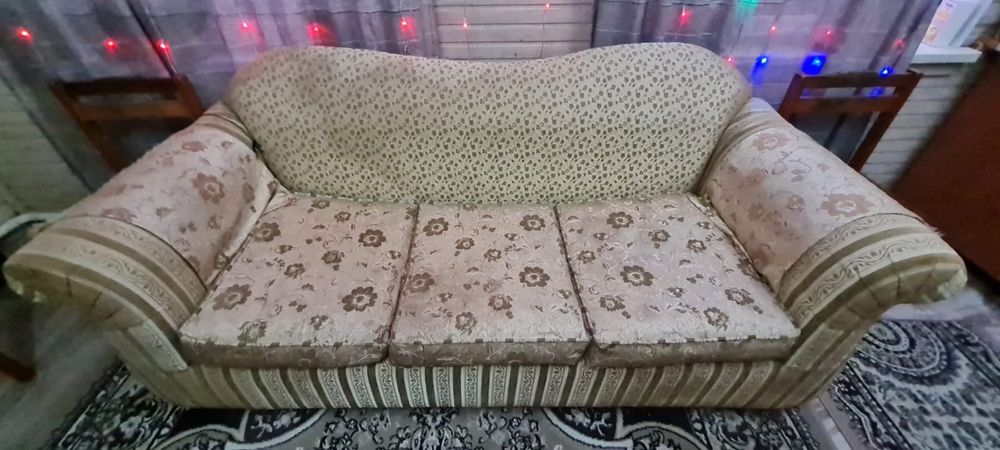 Продантся диван б/у
