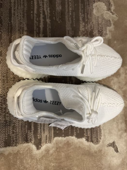Adidas Yeezy 350 V2 Boost Cream White