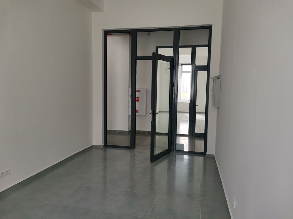 Сдаеться/продаётся магазин 18 кв. м. в торговом комплексе Мимар!