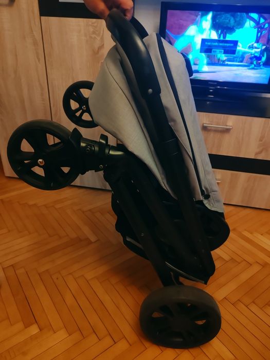 Carucior Joie Chrome Pebble