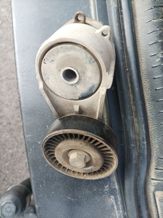 Rolă și întinzător curea accesorii transmisie, livrez avantajos!