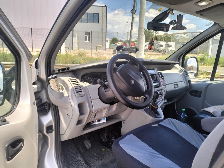 RENAULT Trafic 2007 — imagine 3