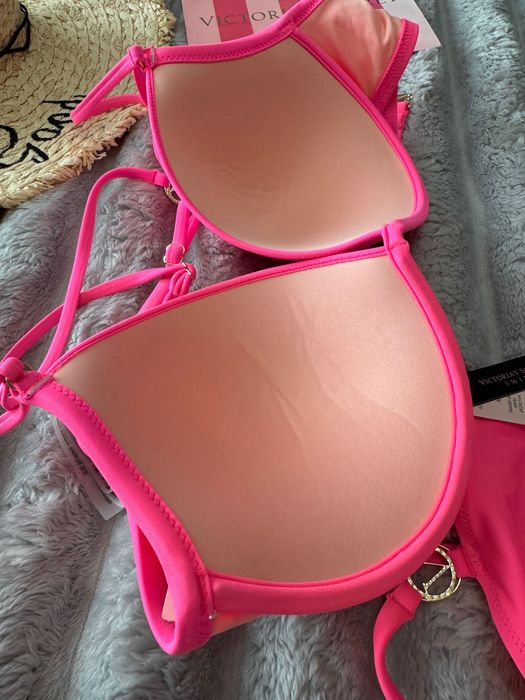 Ярко розов бански Victoria’s secret