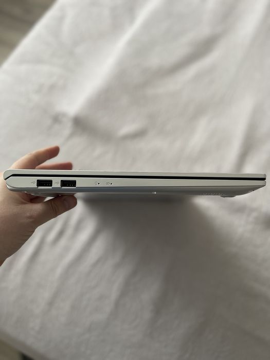Продам Asus Vivobook