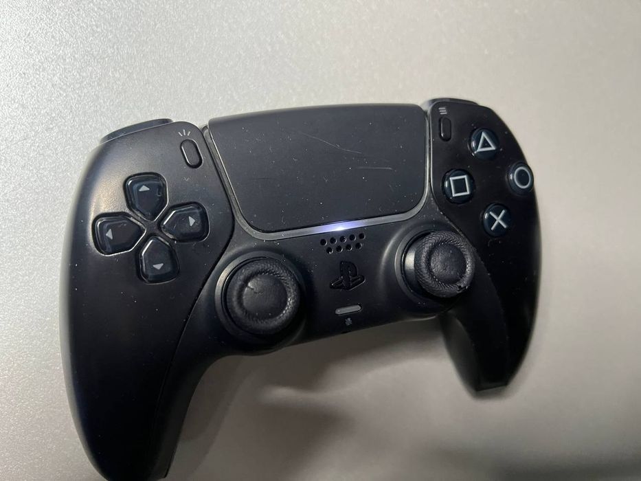 Геймпад на пс5 оригинал. Все работает