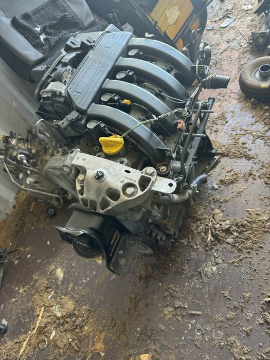 Продам матор двигатель на Рено Дастера