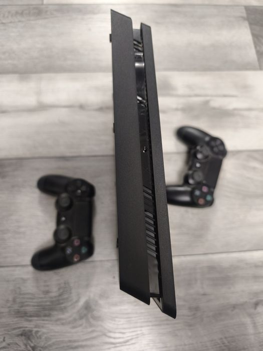 PS 4 , PlayStation 4 Slim 1 TB