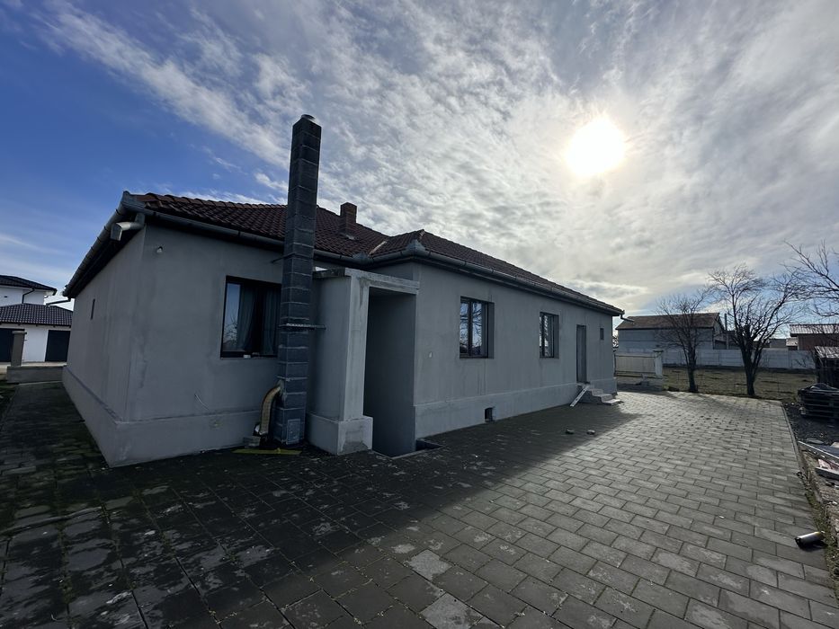 Casa de vanzare in Frumuseni