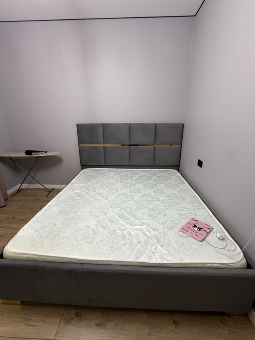 Матрас почти новый