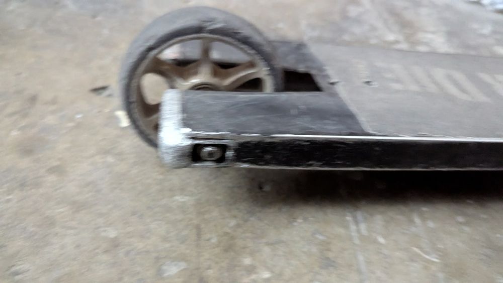 Продам самокат..