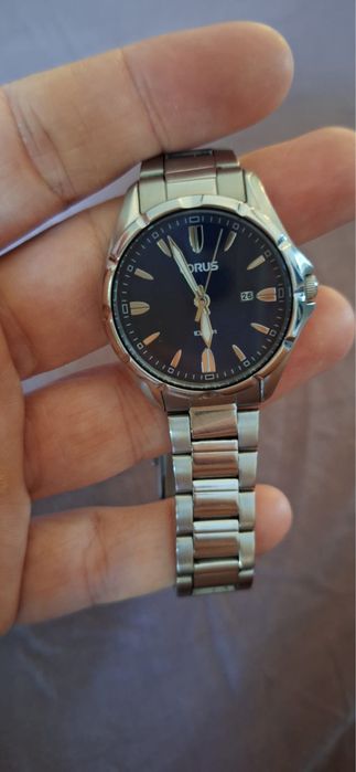 Vand ceas LORUS Sports WR  100ATM, dama PC22- X033putin folosit