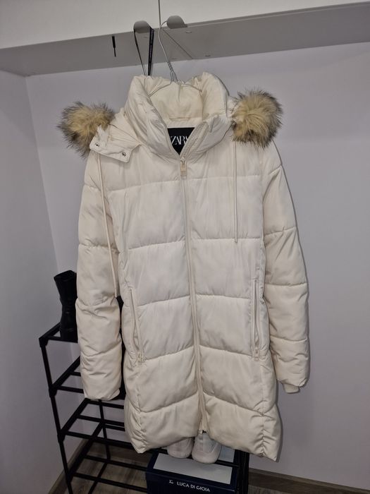 Geaca Zara din fulgi