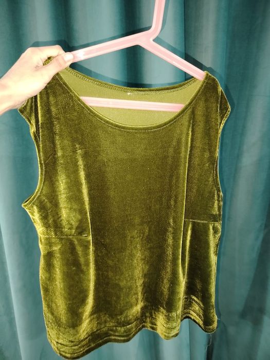 Продам платья двоика и троика