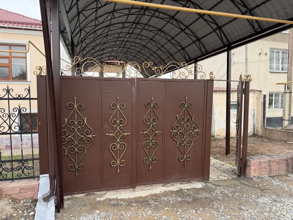 Ворота и кованные  ограждения